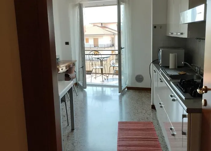 Lejlighed Tutte Le Comodita Sul *